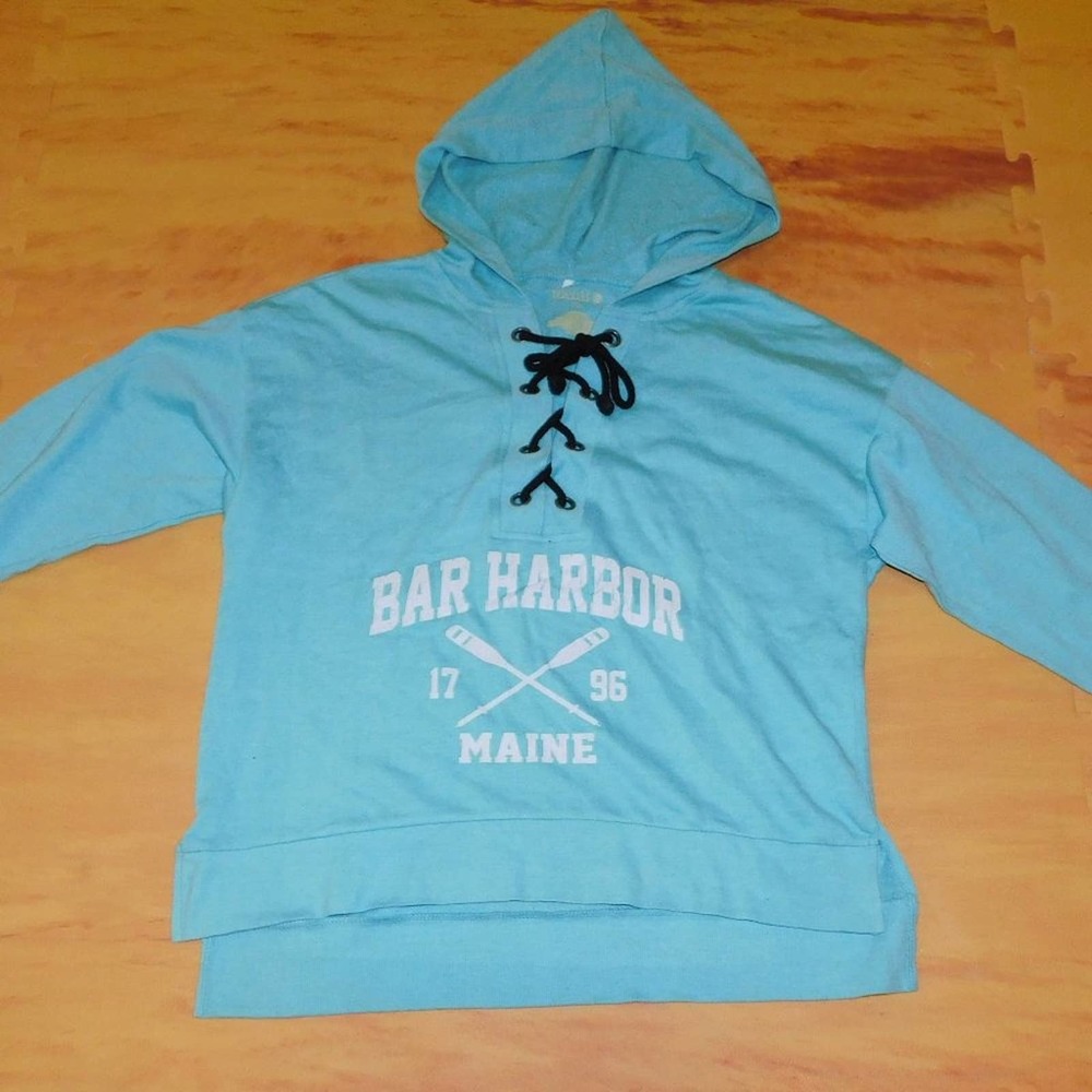 5/$30 Dari Bar Harbour Maine Hoodie XL
